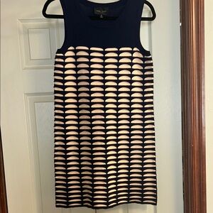Romeo and Juliet Couture Sleeveless Cutout Navy and Cream Patterned Dress